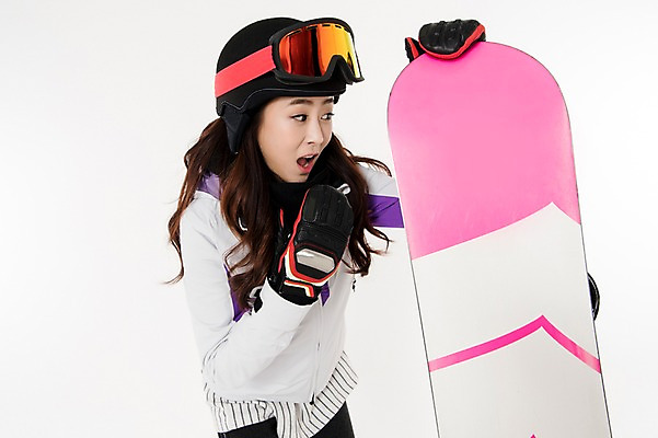 포토 JPG 스튜디오촬영 여자 스포츠 포즈 겨울 사진 모션 겨울스포츠 실내 한명 서기 웃음 성인 앞모습 30대 놀람 한국인 잡기 스노우보드 흰배경 스키복 여자한명만 성인여자한명만 국내포토 1 옷 계절 감정 뷰포인트 백그라운드 스키 표정 사람 동양인 내부 장년 흰색 보드_스포츠 여자만 성인여자만 파일형식