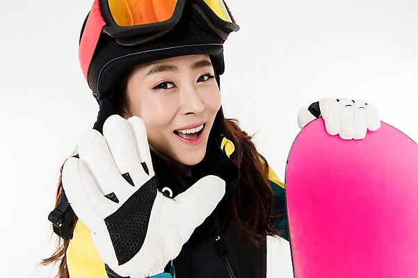 포토 JPG 스튜디오촬영 여자 스포츠 포즈 겨울 사진 모션 겨울스포츠 실내 한명 서기 웃음 성인 앞모습 30대 외침 한국인 잡기 스노우보드 흰배경 스키복 여자한명만 성인여자한명만 국내포토 1 옷 계절 뷰포인트 백그라운드 스키 표정 사람 동양인 내부 장년 소리 흰색 보드_스포츠 여자만 성인여자만 파일형식