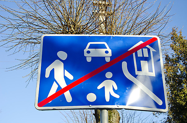 포토 JPG 해외이미지 응시 문화 도로 길 음식 컨셉 지도 가이드 거리 안전 사람없음 빨간색 글로벌 마을 금속 수확 껍질 흰색 표현 도시 플랫 모서리 심볼 오브젝트 사인 싱글 타운 보여주기 종료 길가 방법 한계 해외202004 해외포토 직업 시선 컬러 농업 교통시설 모션 재질 파일형식 이미지허브