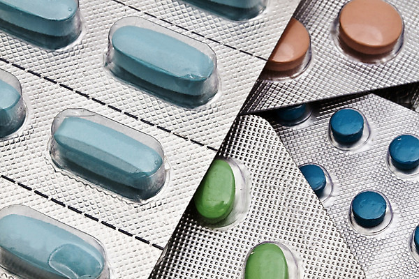 포토 JPG 해외이미지 다이어트 병원 사람없음 빨간색 초록색 세트 알약 약 쌓기 상점 고통 흰색 도움 그룹 은색 질병 컨테이너 약국 오브젝트 두통 팩 패키지 테라피 조제 고립 돌봄 해외202004 해외포토 감정 산업 컬러 컨셉 의학 모션 건강 뷰티 화장품 만들기 파일형식 이미지허브