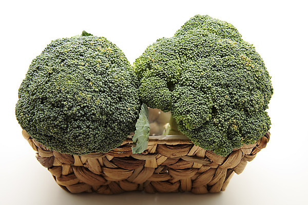 포토 JPG 해외이미지 음식 줄기 채소 건강 사람없음 초록색 식사 수확 신선 브로콜리 먹기 흰배경 양배추 날것 해외202004 해외포토 식물 컬러 백그라운드 농업 모션 흰색 파일형식 이미지허브