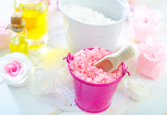 포토 JPG 해외이미지 꽃 분홍색 사람없음 장미 스파 하트 오일 양동이 아로마 스파용품 비누 아로마테라피 스쿱 입욕소금 해외202004 해외포토 모양 식물 음식 컬러 위생용품 화장품 미용용품 오브젝트 소금 테라피 파일형식 이미지허브