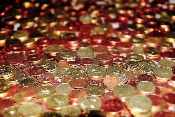 포토 JPG 해외이미지 1 유럽 백그라운드 돈 2 비즈니스 사람없음 금융 경제 빛 글로벌 쌓기 동전 저축 유로 10 절약 변화 재산 황금 은색 부식 투자 상업 5 아일랜드 보물 제비 빚 센트 유럽연합 잭팟 해외202004 해외포토 나라 컬러 컨셉 모션 조류 숫자 파일형식 이미지허브