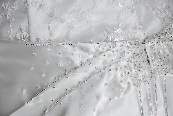 포토 JPG 해외이미지 웨딩드레스 결혼 결혼식 사람없음 흰색 가운 해외202004 해외포토 드레스 옷 컬러 이벤트 파일형식 이미지허브