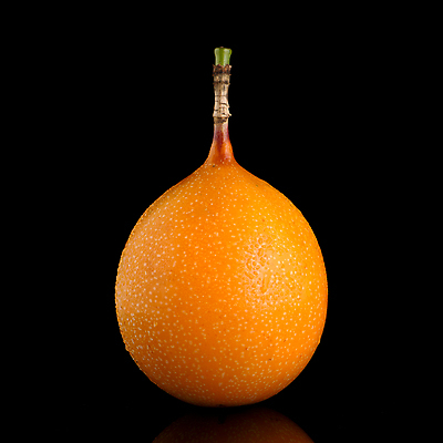 포토 해외이미지 검은배경 실내 사람없음 신선 열대과일 패션후르츠 해외202004 해외포토 백그라운드 과일 내부 검은색 파일형식 이미지허브