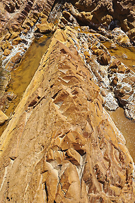 포토 JPG 해외이미지 산업 오렌지 자연 풍경 사람없음 빨간색 물 강 노란색 환경 바위 독약 개울 환경오염 위험 포르투갈 발굴 낭비 내추럴 신맛 유황 재앙 화학물질 해외202004 해외포토 자연요소 유럽 컬러 컨셉 과일 돌_바위 화학 맛 생태계 파일형식 이미지허브