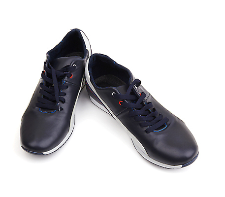 포토 JPG 해외이미지 커플 옷 계절 남자 스포츠 백그라운드 신발 2 새로움 사람없음 옆모습 파란색 유행 상점 어둠 산책 흰색 쌍 가죽 오브젝트 광택 고립 매각 양발 운동화끈 스타일 해외202004 해외포토 뷰포인트 컬러 컨셉 관계 휴식 사람 끈 파일형식 이미지허브