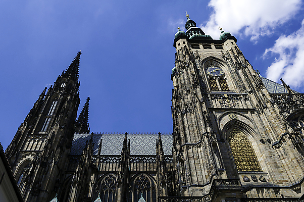 포토 JPG 해외이미지 외관 종교 시계 여행 건축양식 사람없음 성당 교회 여행객 탑 사찰 중세 성자 체코 프라하 고딕 공화국 로마인 보헤미아 해외202004 해외포토 건축물 건축 유럽 나라 종교건축 사람 인종 역사 파일형식 이미지허브