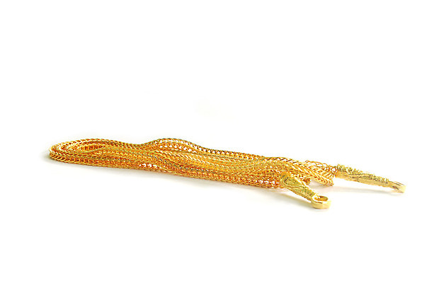 포토 JPG 해외이미지 모델 백그라운드 돈 패턴 비즈니스 목걸이 발렌타인데이 선물 사람없음 장식 금융 경제 빛 유행 세일 금속 장비 저축 골동품 화려 재산 황금 고급 우아함 보석 소중 투자 상업 보물 고립 스타일 많음 해외202004 해외포토 컨셉 무늬 장신구 데이이벤트 재질 광석 파일형식 이미지허브