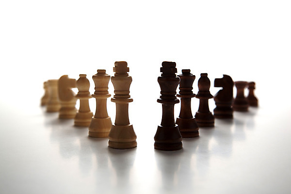 포토 JPG 해외이미지 모양 조각 생각 모션 놀이 스트레스 사람없음 목재 숫자 검은색 경쟁 회색 게임 흰색 시간 체스 왕 라이벌 뇌 체스판 여왕 연극 구성 토너먼트 해외202004 해외포토 나무 문자 컬러 컨셉 재료 문화예술 파일형식 이미지허브