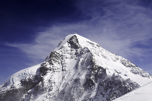 포토 JPG 해외이미지 구름 얼굴 백그라운드 겨울 자연 하늘 산 안전 풍경 사람없음 얼음 힘 침묵 등산 회색 추위 도전 흰색 우승 거친 정상 위험 스위스 보안 오르기 알프스 거미 암초 흐림 골 웅장함 절정 해외202004 해외포토 자연요소 계절 유럽 컬러 곤충 컨셉 모션 날씨 신체부위 소리 트래킹 최고 생태계 파일형식 이미지허브