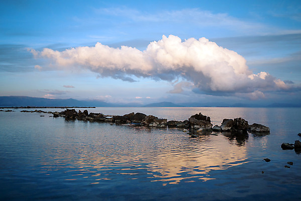 포토 JPG 해외이미지 구름 바다 섬 자연 풍경 사람없음 반사 야간 그리스 암초 코르푸 해외202004 해외포토 자연요소 유럽 생태계 파일형식 이미지허브