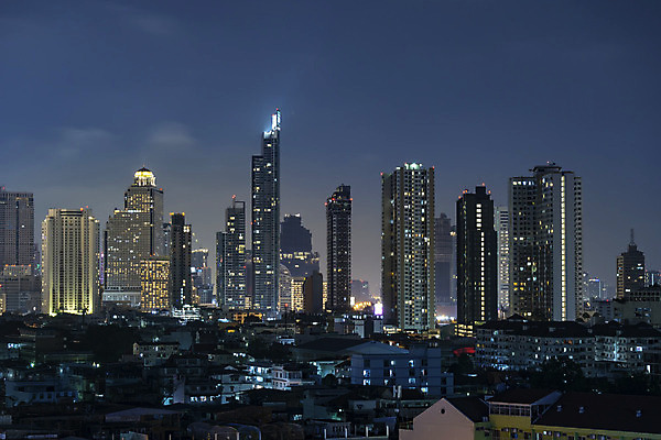 포토 JPG 해외이미지 아시아 비즈니스 건축양식 하늘 파노라마 풍경 사람없음 건물 파란색 도시풍경 사무실 탑 고층빌딩 중국 도시 도심 야간 방콕 홍콩 스카이라인 로스앤젤레스 마이애미 해외202004 해외포토 자연요소 건축물 건축 나라 컬러 태국 촬영기법 빌딩 미국 파일형식 이미지허브