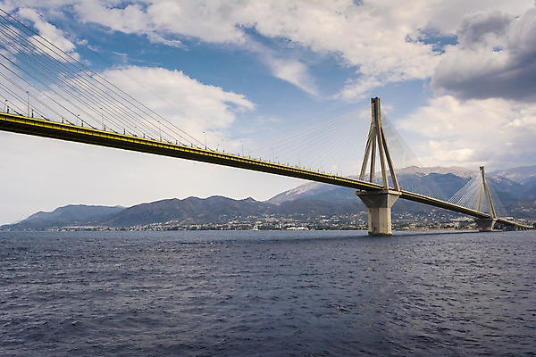 포토 JPG 해외이미지 구름 도로 파도 바다 건축양식 교통시설 하늘 사람없음 탑 기둥 만 고가도로 그리스 운하 좁은 철탑 공학 건너기 구름다리 해외202004 해외포토 자연요소 건축물 교육 건축 유럽 길 교통 모션 다리_건축물 고속도로 시설 파일형식 이미지허브