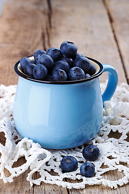 포토 JPG 해외이미지 열매 음식 백그라운드 잎 다이어트 과일 재료 자연 탁자 디저트 건강 사람없음 목재 컵 여름 파란색 정원 신선 그룹 달콤 맛 널 정상 숲 먹기 민트 언덕 유기농 블루베리 날것 내추럴 바이오 숙성 채식주의자 해외202004 해외포토 나무 식물 식기 웰빙 계절 컬러 가구 컨셉 모션 허브 생태계 채식 파일형식 이미지허브