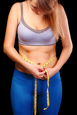 포토 JPG 해외이미지 백인 모델 1 라이프스타일 웰빙 응시 옷 여자 스포츠 포즈 백그라운드 신체 근육 건강 한명 사람 성인 금발 달리기 운동 유행 힘 흰색 무게 결심 날씬함 허리 측정 체육관 근육질 길이 계량기 고립 해외202004 해외포토 서양인 헤어스타일 시선 컬러 컨셉 모션 생활 신체부위 몸매 파일형식 이미지허브