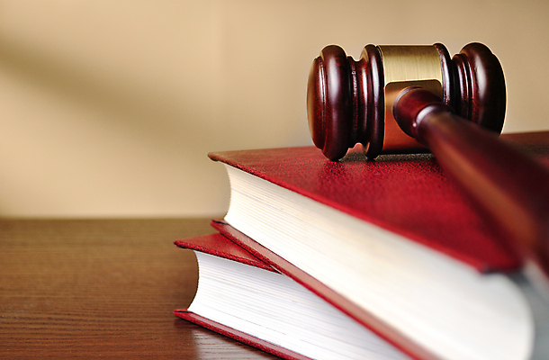 포토 JPG 해외이미지 사람없음 오브젝트 법 의사봉 재판 법전 해외202004 해외포토 책 파일형식 이미지허브