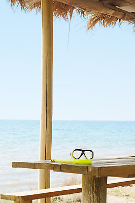 포토 JPG 해외이미지 스포츠 바다 자연 지붕 건강 해변 사람없음 야외 물 여름 수중 수영 장비 시골 오두막 다이빙 밀짚 해외202004 해외포토 자연요소 계절 수상스포츠 짚 생태계 수중스포츠 파일형식 이미지허브