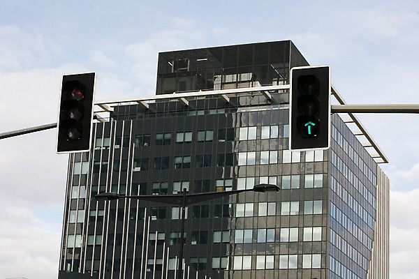 포토 JPG 해외이미지 산업 돈 비즈니스 창문 하늘 사람없음 건물 그래픽 사무실 탑 고층빌딩 프랑스 도시 업무 상업 천연기념물 파리(프랑스) 해외202004 해외포토 건축물 유럽 빌딩 작업 재산 파일형식 이미지허브