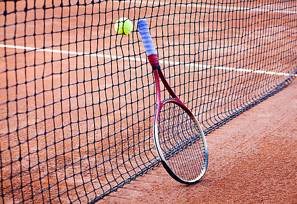 포토 JPG 해외이미지 직업 지구 선 스포츠 백그라운드 컨셉 공 놀이 서브 경기 취미 사람없음 야외 세트 운동 경쟁 장비 테니스 게임 라켓 그물 서비스 열정 먼지 점토 단절 법정 에이스 여의주 토너먼트 플레이어 해외202004 해외포토 감정 스포츠용품 건강 구기 파일형식 이미지허브