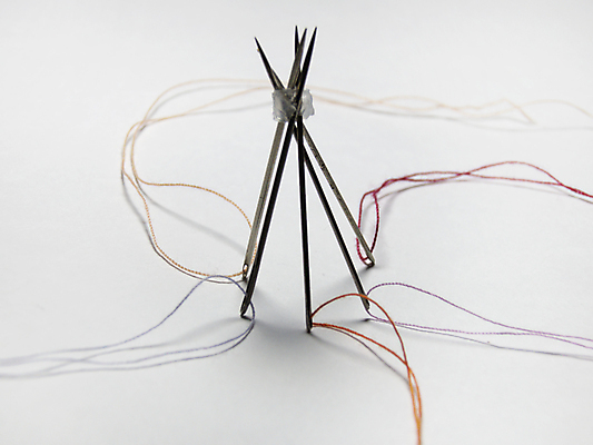 포토 JPG 해외이미지 백그라운드 오렌지 가정 추상 미술 취미 사람없음 빨간색 금속 장비 흰색 실 바느질 오브젝트 날카로움 고립 실리콘 엘리먼트 해외202004 해외포토 컬러 무늬 과일 재질 문화예술 파일형식 이미지허브