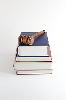 포토 JPG 해외이미지 문장 사람없음 책 법 시스템 의사봉 재판 법관 공정 변호사 법정 해외202004 해외포토 직업 문자 법률가 파일형식 이미지허브