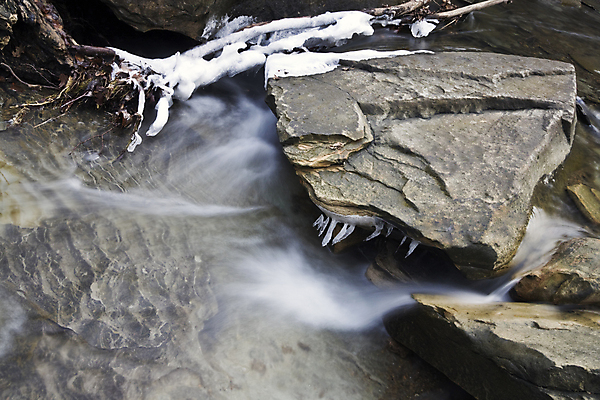 포토 JPG 해외이미지 나무 겨울 국립공원 사람없음 강 얼음 봄 폭포 개울 숲 블러 해외202004 해외포토 자연요소 식물 계절 공원 자연 파일형식 이미지허브