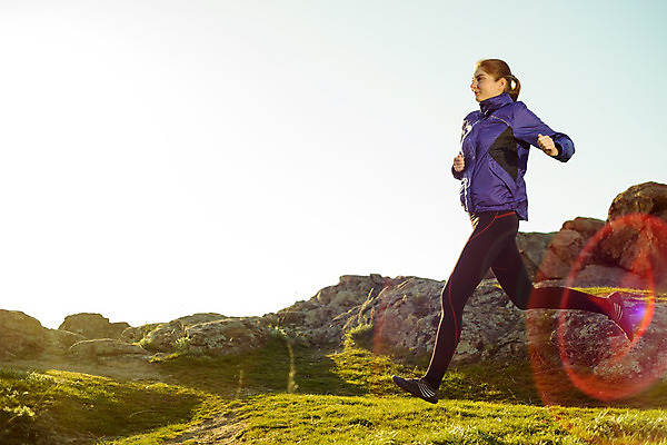 포토 JPG 해외이미지 라이프스타일 공원 여자 실루엣 아침 산 건강 한명 사람 성인 야외 달리기 조깅 운동 연습 성인여자한명만 해외202004 해외포토 주간 1 공공시설 모션 촬영기법 생활 여자한명만 성인여자만 파일형식 이미지허브
