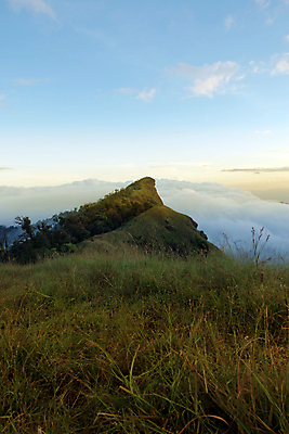 포토 JPG 해외이미지 공원 여행 백그라운드 겨울 밭 태국 자연 하늘 휴가 산 파노라마 풍경 사람없음 야외 초록색 여름 태양 일출 환경 계곡 맑음 일몰 봄 하이킹 가을 숲 언덕 장면 절정 해외202004 해외포토 자연요소 계절 공공시설 아시아 컬러 농업 레저 날씨 촬영기법 노을 생태계 파일형식 이미지허브
