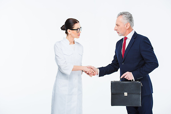 포토 JPG 해외이미지 직업 라이프스타일 백그라운드 컨셉 회사 비즈니스 성공 악수 사람 정장 손짓 두명 금융 업무 작업 비즈니스맨 심볼 경영자 리더 기회 장면 예복 경영 고용 해외202004 해외포토 옷 남자 모션 생활 경제 구직 직장인 채용 파일형식 이미지허브