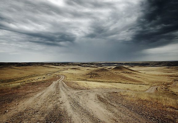 포토 JPG 해외이미지 구름 도로 길 여행 포크 자연 하늘 날씨 건조 풍경 사람없음 야외 가로 환경 사막 시골 고독 땅 방향 장면 폭풍 내추럴 길가 뇌우 땅바닥 선로 스텝 재앙 수평선 해외202004 해외포토 자연요소 식기 감정 교통시설 바닥 생태계 파일형식 이미지허브