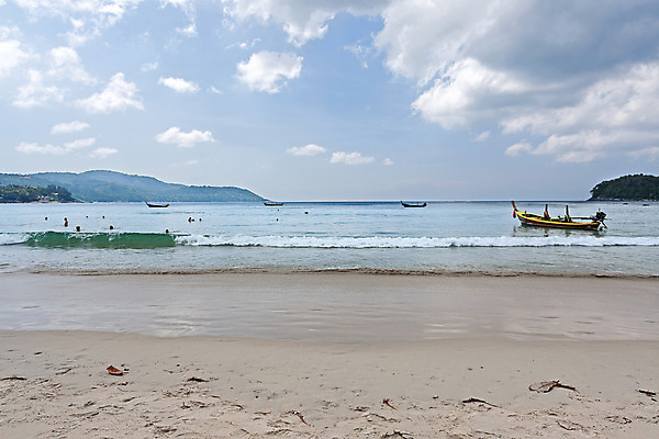 포토 JPG 해외이미지 나무 모래 바다 여행 태국 자연 손바닥 풍경 해변 사람없음 물 보트 숲 수평선 해외202004 해외포토 자연요소 식물 손 아시아 배_교통 생태계 파일형식 이미지허브