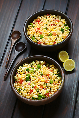 포토 JPG 해외이미지 접시 음식 다이어트 토마토 채소 고추 양파 오이 건강 옥수수 사람없음 목재 옆모습 빨간색 세로 빛 숟가락 식사 저녁식사 어둠 샐러드 종 시골 신선 사발 달콤 밀 먹기 레몬 알맹이 날것 후추 내추럴 점심식사 생식 입가심 채식주의자 비건 해외202004 해외포토 나무 식기 뷰포인트 컬러 과일 재료 모션 곡류 수저 사기그릇 맛 향신료 채식 파일형식 이미지허브