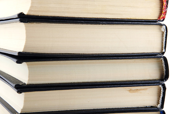 포토 JPG 해외이미지 교육 종이 학교 책장 사람없음 책 독서 쌓기 정보 덮개 흰색 도서관 교과서 문서 문학 사전 백과사전 해외202004 해외포토 컬러 가구 모션 교재 뚜껑 파일형식 이미지허브