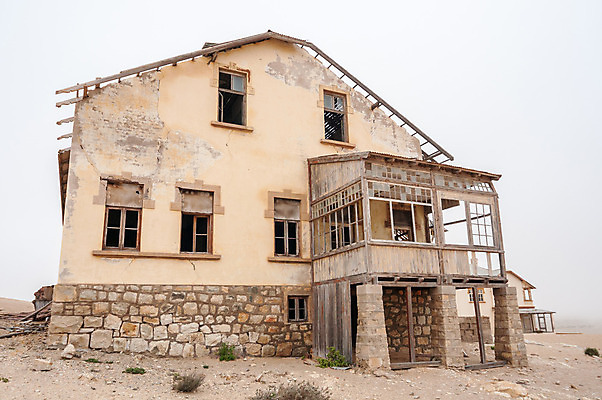 포토 JPG 해외이미지 모래 겨울 아프리카 아침 풍경 사람없음 목재 도시풍경 마을 사막 역사 그늘 타운 나미비아 옛날 파멸 해외202004 해외포토 주간 나무 계절 나라 컨셉 재료 도시 남아프리카 파일형식 소멸 이미지허브