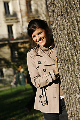 포토 JPG 해외이미지 나무 공원 여자 잎 자연 휴식 한명 사람 야외 기쁨 아내 해외202004 해외포토 식물 1 공공시설 감정 컨셉 생태계 파일형식 이미지허브