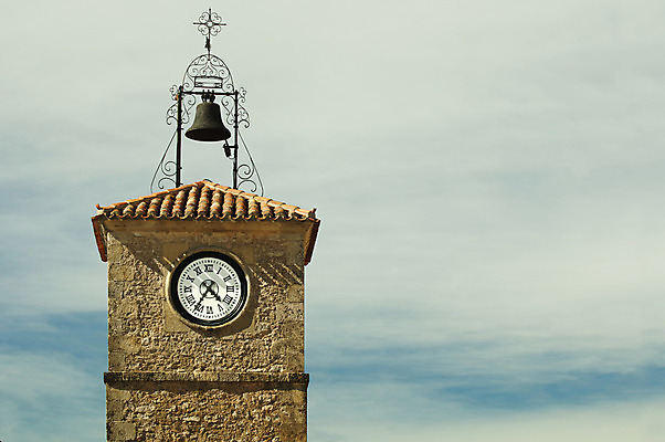 포토 JPG 해외이미지 유럽 문화 얼굴 벽 시계 여행 건축양식 하늘 지붕 거리 사람없음 야외 건물 파란색 숫자 탑 수확 골동품 흰색 도시 시간 업무 원형 역사 역 심볼 손목시계 스위스 묘사 복고 다이얼 프라하 타운 로마인 분 옛날 해외202004 해외포토 도형 문자 건축물 건축 나라 컬러 농업 장신구 교통시설 인종 신체부위 작업 체코 파일형식 이미지허브