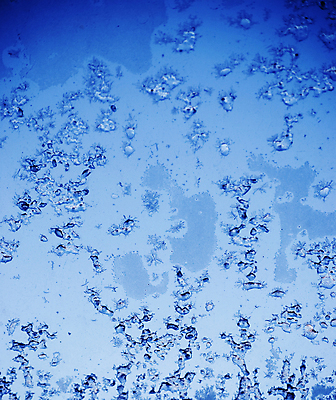 포토 JPG 해외이미지 계절 백그라운드 크리스마스 겨울 창문 유리 하늘 아침 추상 사람없음 물 파란색 냉동 얼음 추위 투명 12월 크리스탈 질감 해외202004 해외포토 주간 자연요소 기념일 컬러 무늬 재질 날짜 광석 파일형식 이미지허브