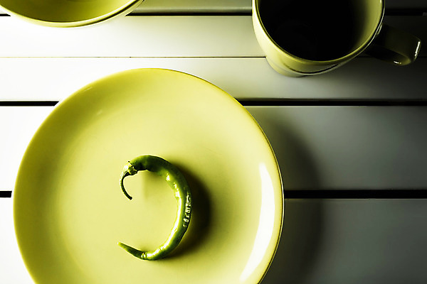 포토 JPG 해외이미지 식물 접시 음식 백그라운드 채소 재료 고추 건강 요리 사람없음 목재 빨간색 초록색 주방 흰색 신선 뜨거움 먹기 향신료 유기농 매움 후추 해외202004 해외포토 나무 식기 웰빙 컬러 모션 맛 향미료 파일형식 이미지허브