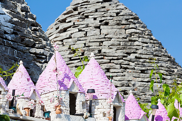 포토 JPG 해외이미지 전통 디자인 유럽 분홍색 여행 건축양식 하늘 지붕 휴가 거리 주택 풍경 사람없음 건물 장식 여름 컬러풀 햇빛 장미 맑음 보라색 이탈리아 미니어처 도시 중세 역사 옥상 오브젝트 엽서 구시가지 해외202004 해외포토 건축물 계절 건축 꽃 나라 컬러 날씨 태양 모형 편지 파일형식 이미지허브