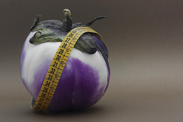 포토 JPG 해외이미지 식물 1 길 음식 백그라운드 잎 다이어트 채소 과일 재료 자연 가지 건강 사람없음 초록색 보라색 검은색 흰색 신선 닫기 달콤 맛 자르기 오브젝트 싱글 유기농 날것 내추럴 고립 숙성 채식주의자 해외202004 해외포토 웰빙 컬러 컨셉 모션 생태계 채식 파일형식 이미지허브