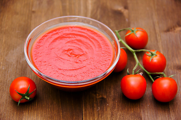 포토 JPG 해외이미지 전통 접시 음식 백그라운드 농업 다이어트 토마토 채소 재료 자연 건강 요리 사람없음 목재 빨간색 초록색 주방 식사 주스 흰색 신선 양념 조미료 사발 맛 수프 케첩 먹기 향신료 유기농 매움 날것 바질 내추럴 고립 숙성 채식주의자 비건 해외202004 해외포토 나무 식기 웰빙 산업 음료 컬러 컨셉 모션 사기그릇 소스_음식 생태계 채식 향미료 파일형식 이미지허브