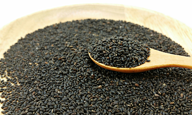 포토 JPG 해외이미지 식물 전통 음식 백그라운드 농업 다이어트 채소 재료 자연 건조 건강 씨앗 동양인 사람없음 목재 약 숟가락 검은색 흰색 그룹 달콤 허브 오브젝트 유기농 바질 내추럴 고립 해외202004 해외포토 나무 웰빙 산업 컬러 의학 수저 인종 맛 생태계 파일형식 이미지허브