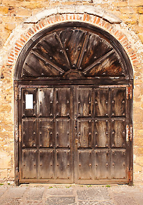 포토 JPG 해외이미지 종교 문화 여행 건축양식 벽돌 사람없음 영혼 스페인 심볼 고물 신앙심 해외202004 해외포토 건축 유럽 파일형식 이미지허브