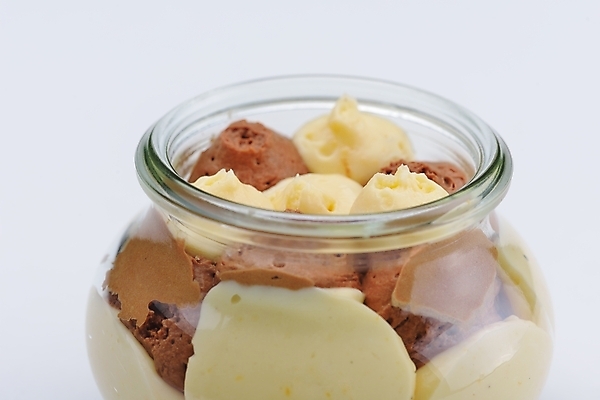 포토 JPG 해외이미지 실내 사람없음 한개 흰배경 푸딩 해외202004 해외포토 1 백그라운드 디저트 내부 흰색 파일형식 이미지허브