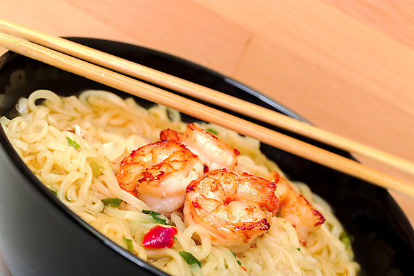 포토 JPG 해외이미지 접시 아시아 음식 채소 젓가락 조개 새우 건강 요리 사람없음 식사 저녁식사 중국 튀김 면 막대기 사발 수프 왕 자르기 먹기 해산물 삶기 해외202004 해외포토 식기 나라 모션 어패류 수저 갑각류 사기그릇 파일형식 이미지허브