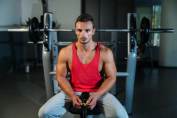 포토 JPG 해외이미지 백인 모델 응시 남자 포즈 벤치 청소년 근육 휴식 실내 표정 건강 한명 사람 운동복 운동 머리 유행 헬스장 추위 뜨거움 시원함 어깨 체육관 근육질 몸통 건강식 심각 이두근 그루밍족 해외202004 해외포토 서양인 1 시선 옷 음식 컨셉 의자 내부 신체부위 뷰티 헬스 몸매 파일형식 이미지허브