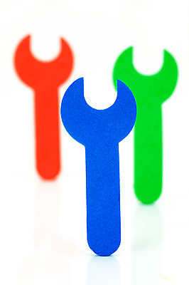 포토 JPG 해외이미지 사람없음 빨간색 초록색 파란색 장난감 거품 흰색 도구 공구 스패너 초승달 자르기 심볼 오브젝트 고립 해외202004 해외포토 컬러 모션 달 파일형식 이미지허브