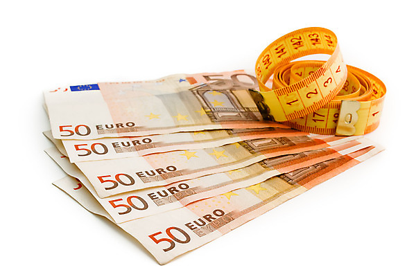 포토 JPG 해외이미지 유럽 컨셉 지폐 돈 비즈니스 사람없음 금융 경제 펼침 저축 유로 성장 시장 주식 위험 가난 그리스 무역 신분 지역 커뮤니티 월급 파산 빚 매각 연대 위기 전국 지원 경제학 해외202004 해외포토 교육 나라 산업 모션 재산 파일형식 이미지허브