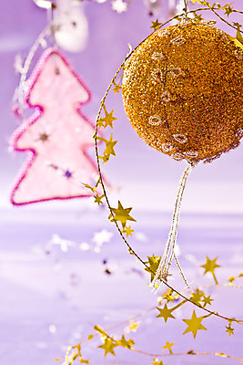 포토 JPG 해외이미지 별 백그라운드 크리스마스 공 휴가 새해 사람없음 장식 화환 축하 질감 전나무 인공 해외202004 해외포토 자연요소 나무 기념일 꽃 컨셉 파일형식 이미지허브